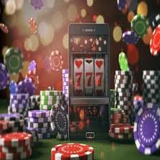 Tampilan permainan slot online dan live casino di cryptobet77